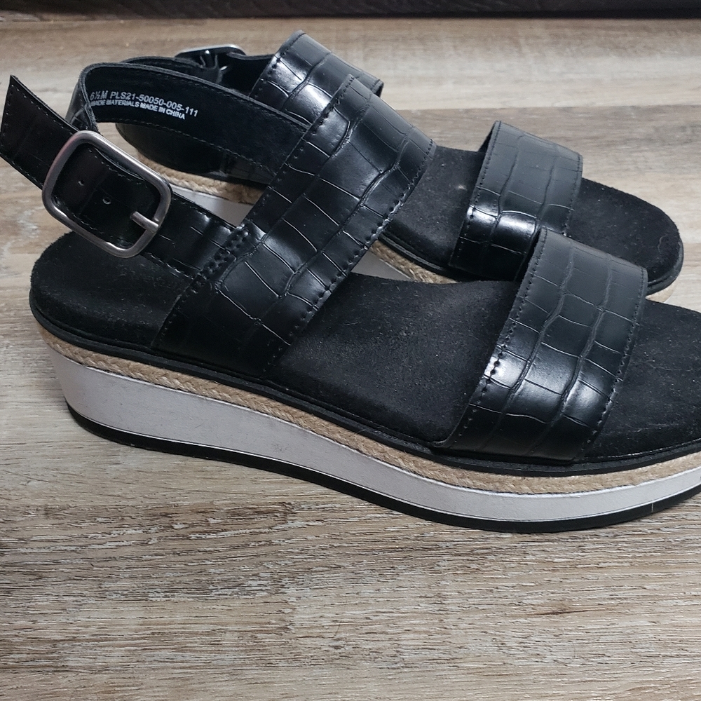 Baretraps Tac Black Faux Leather Alligator Print Cork White Wedge Leather Sandal